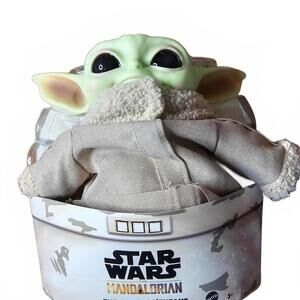 Star Wars The Mandalorian The Child (Grogu) Action Figure